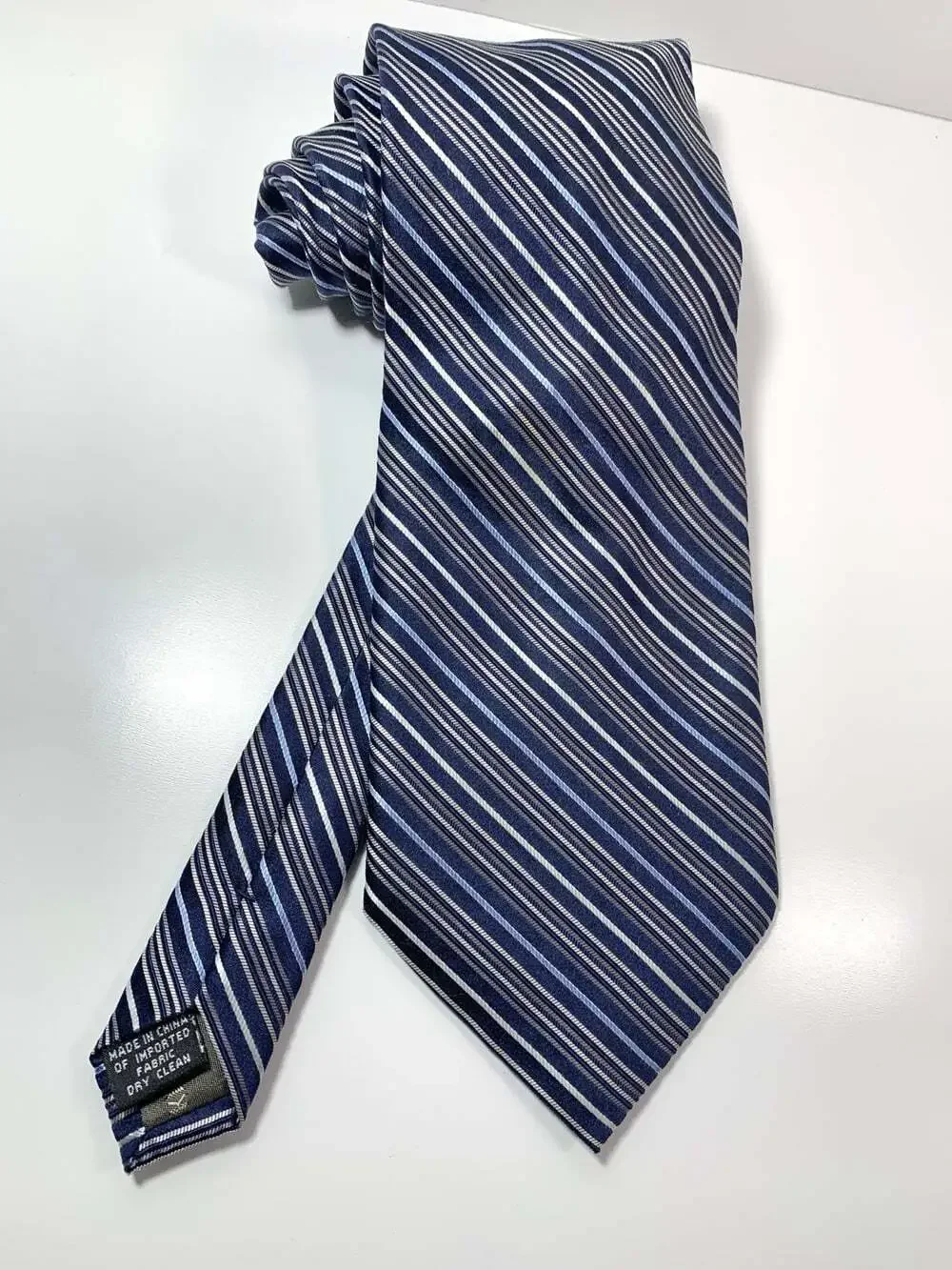 Calvin Klein Men’s Rep Tie neck tie blue silver striped